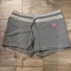 LULULEMON: Woven Lounging Shorts